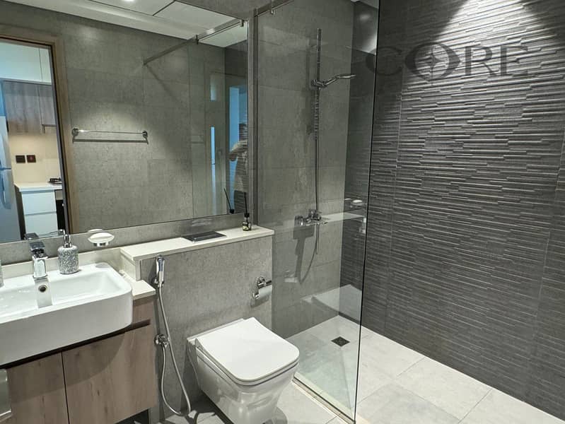 FURNISHED | DOWNTOWN SKYLINE AND FUTURE PARK VIEW - Image 7