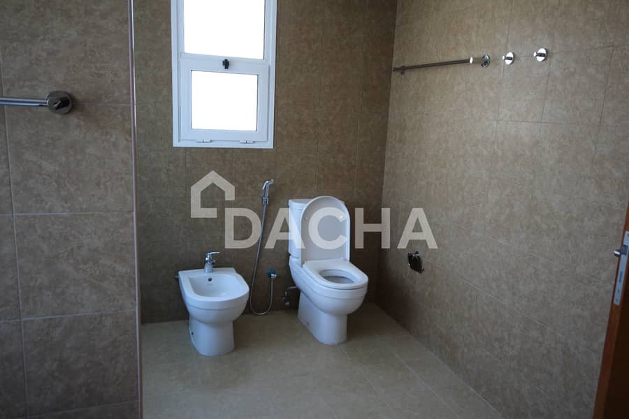 Vacant | Huge Corner Plot | Pristine Home - Image 8