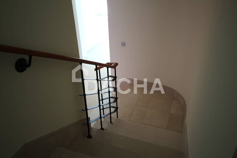 Vacant | Huge Corner Plot | Pristine Home - Image 20