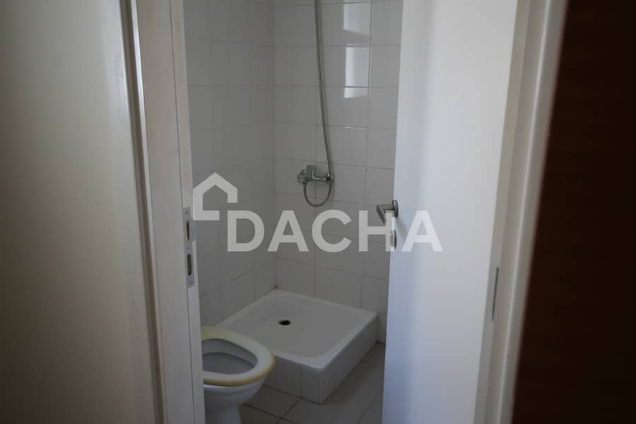 Vacant | Huge Corner Plot | Pristine Home - Image 23