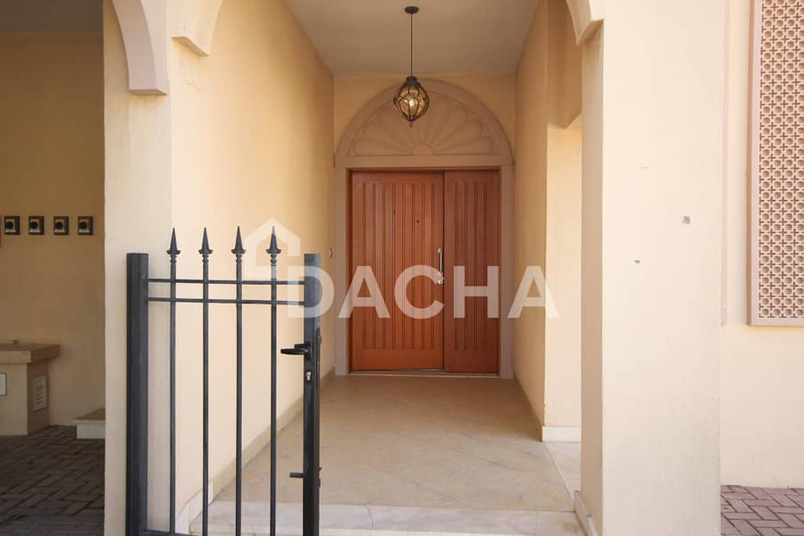 Vacant | Huge Corner Plot | Pristine Home - Image 26