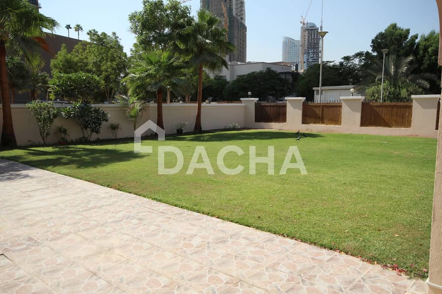 Vacant | Huge Corner Plot | Pristine Home - Image 29