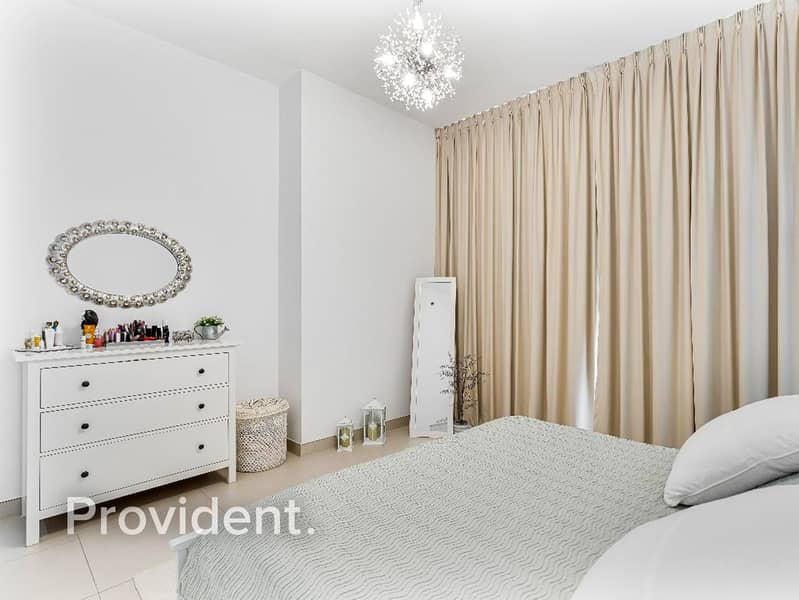 Huge 1 Bed | Vacant | Marina Walk - Image 6