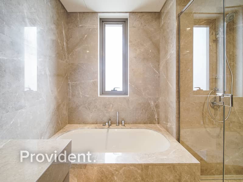 Large Layout | Vacant | Close To Amenities - Image 33