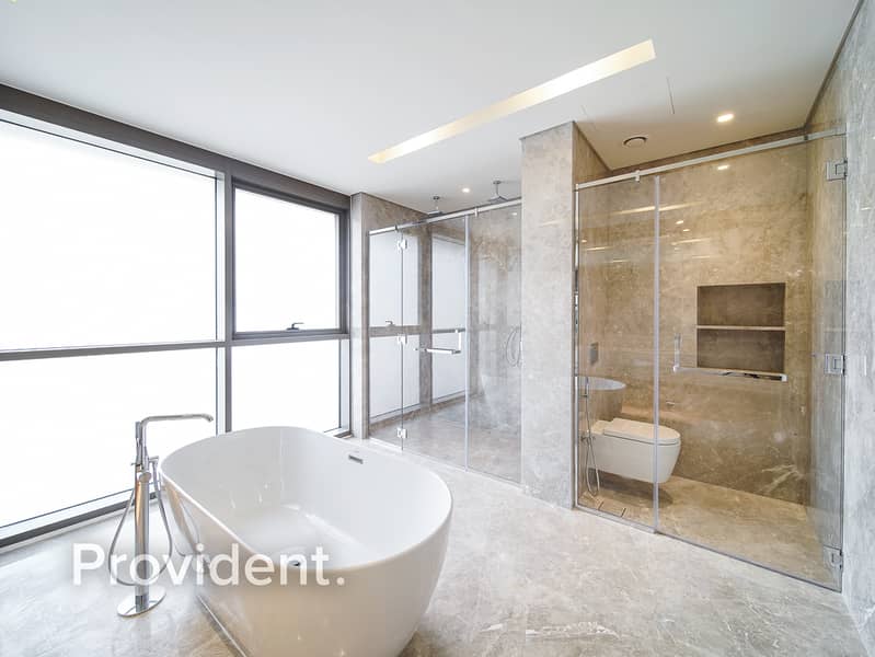 Large Layout | Vacant | Close To Amenities - Image 43