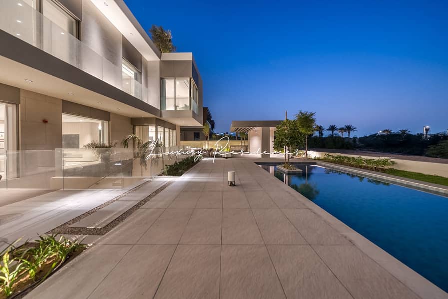 **Elegant Ultra Luxury Turnkey Mansion**