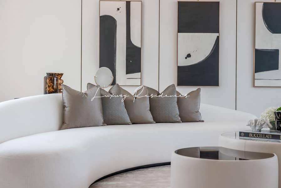 **Elegant Ultra Luxury Turnkey Mansion** - Image 17