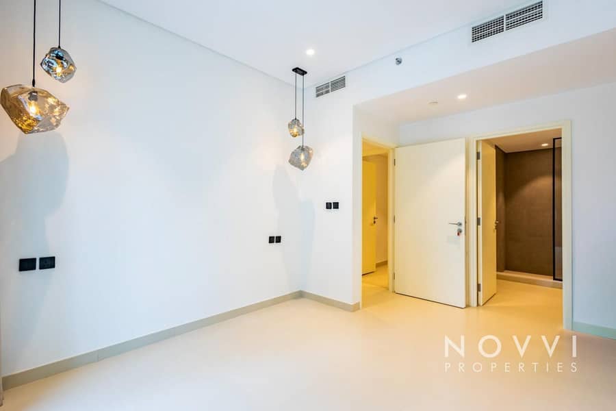 Upgraded | High End Appliances | Walk-in Closet - Image 10