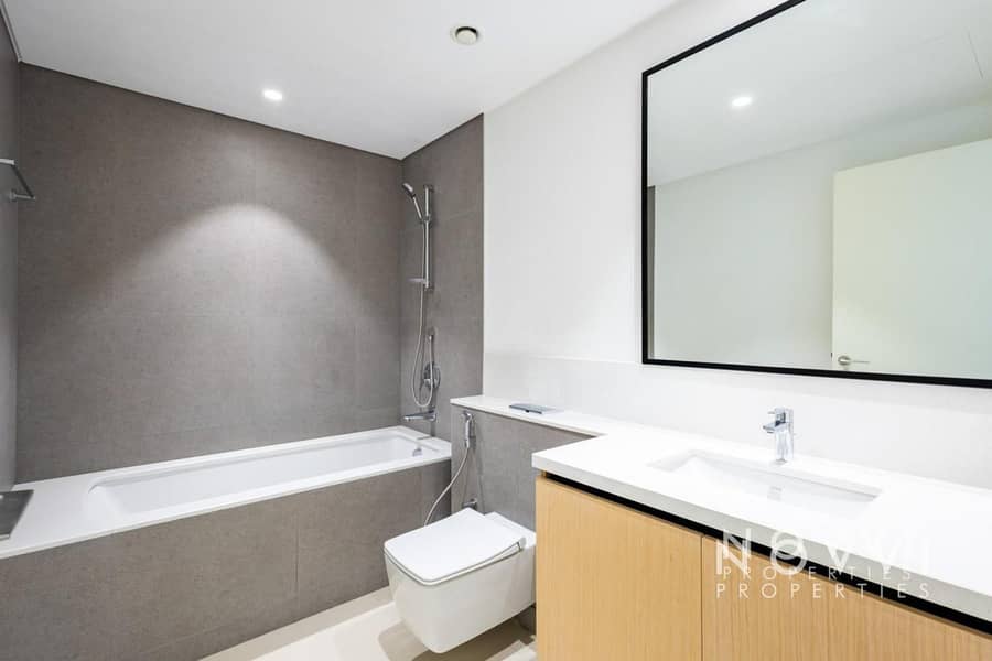 Upgraded | High End Appliances | Walk-in Closet - Image 16