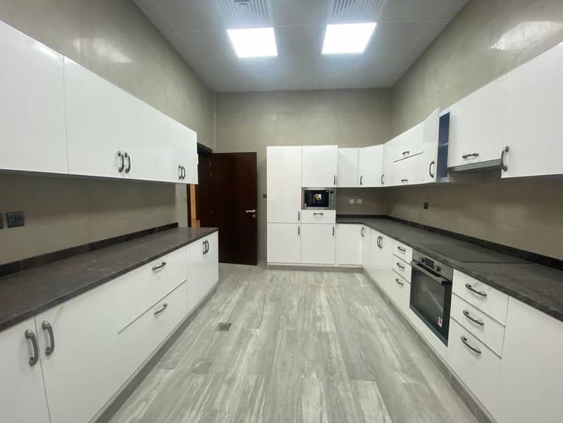 Brand New | Modern 6BR Villa | Elevator | Garden - Image 18