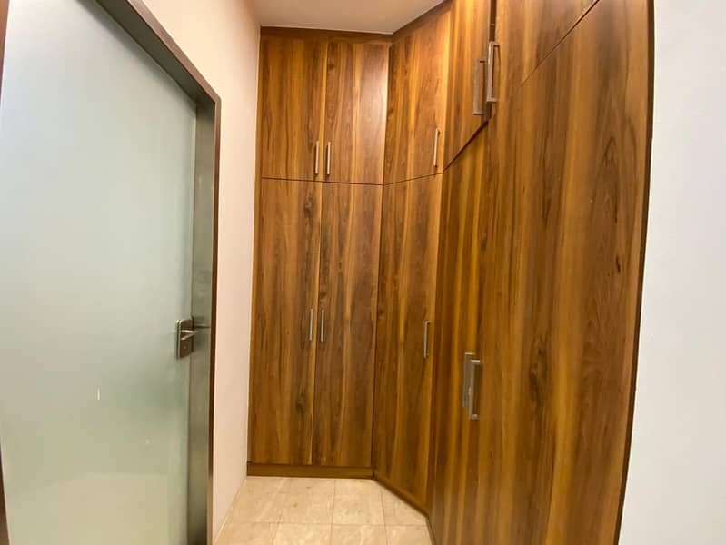 6-BR plus Maids |Garden | Ready To Move - Image 11