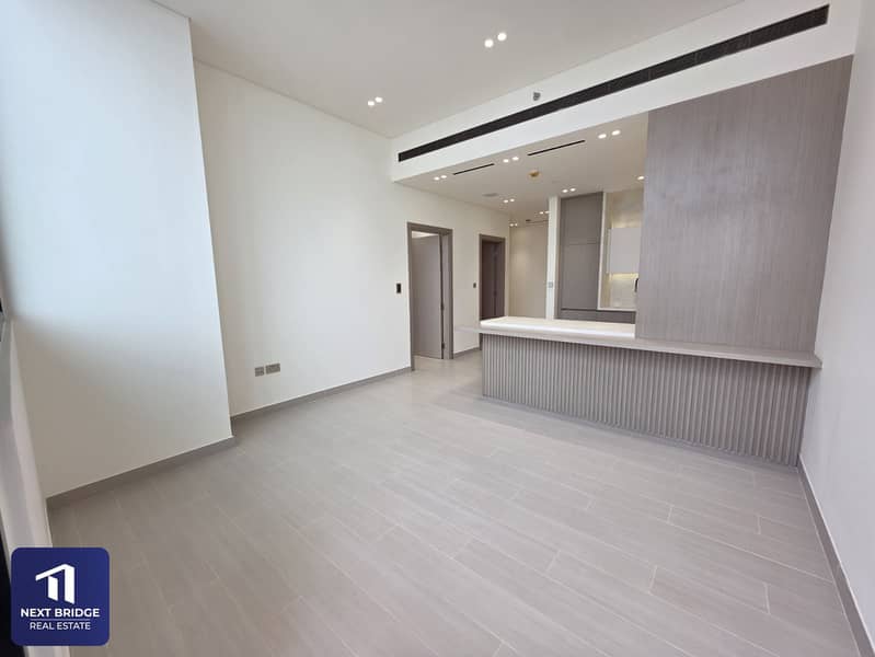 Private POOL | High Floor | Spacious