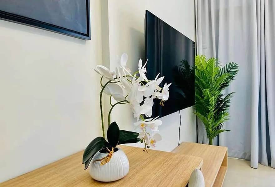 Fully Furnished | Chiller Free | Ready To Move - Image 11