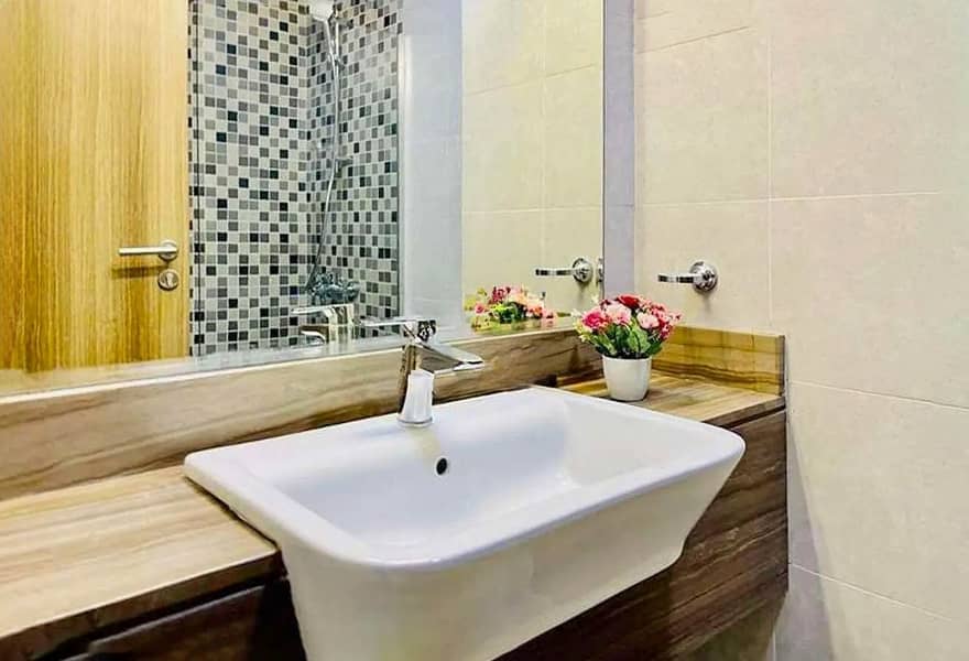 Fully Furnished | Chiller Free | Ready To Move - Image 13