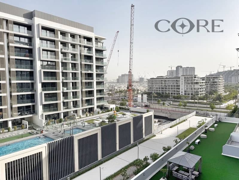 AMENITIES AND PARTLY PARK VIEW - Image 6