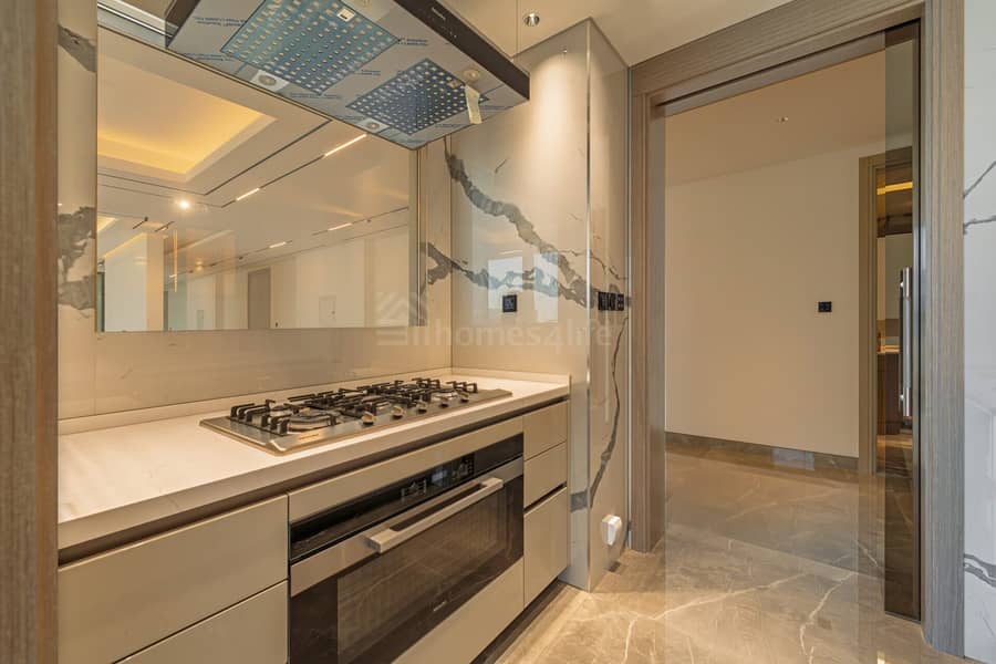 Luxurious BR | Brand New | Smart Home - Image 14