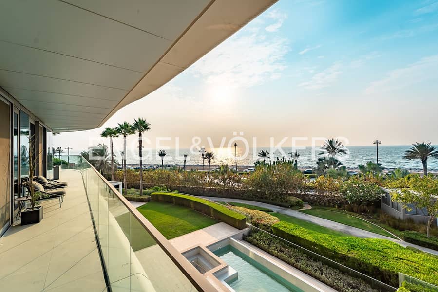 Elegant Beachfront Living | Spacious | Luxurious - Image 28