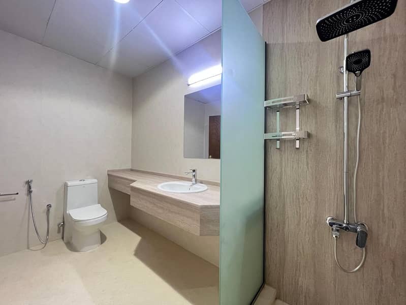 Spacious 6BR Villa | Maid Room | Al Barsha 2 - Image 14