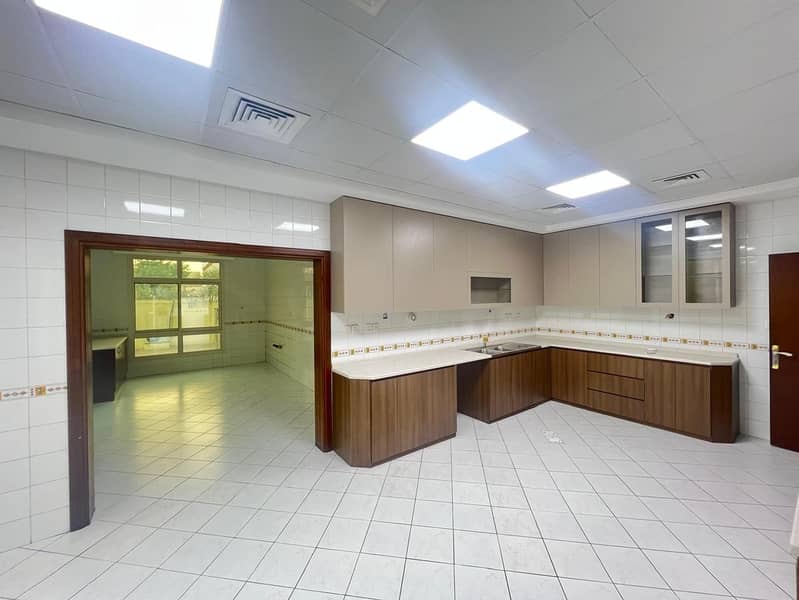 Spacious 6BR Villa | Maid Room | Al Barsha 2 - Image 18