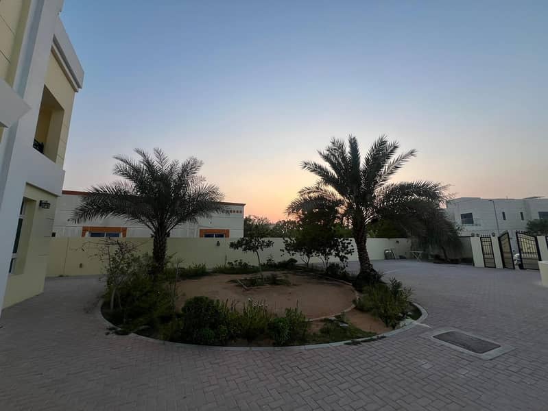 Spacious 6BR Villa | Maid Room | Al Barsha 2 - Image 25
