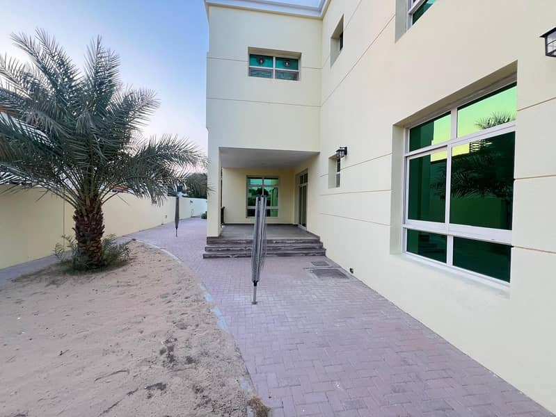 Spacious 6BR Villa | Maid Room | Al Barsha 2 - Image 29