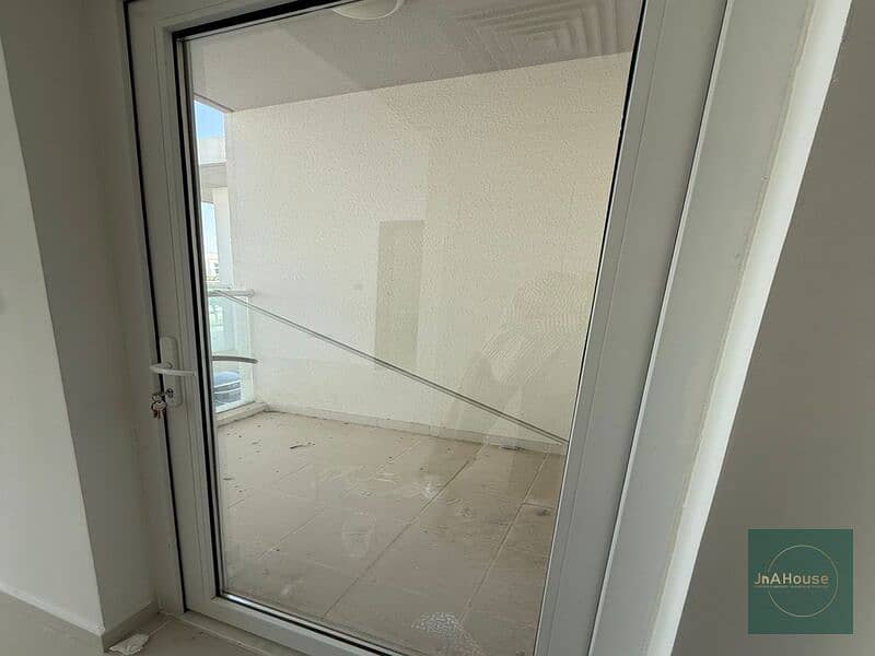 Modern| Bright & Spacious | Well-Maintained - Image 12