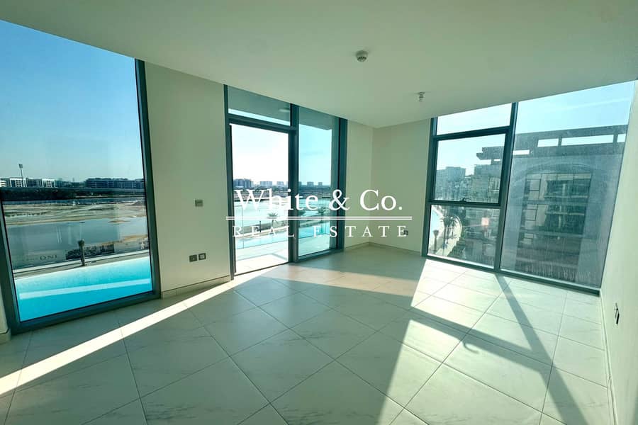 Corner Unit | Lagoon View | Brand New