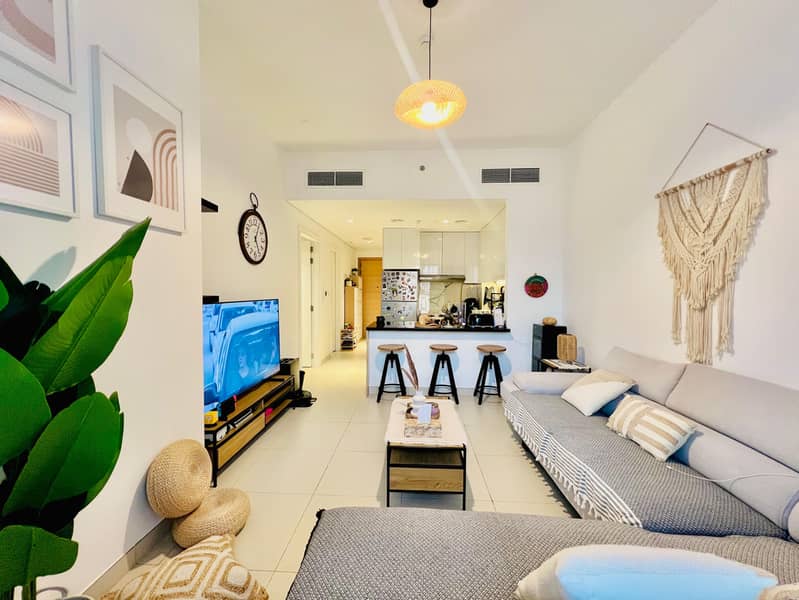 High-end amenities | 1BHK for sale | Vacant on transfer | 20 Mints away from Business bay