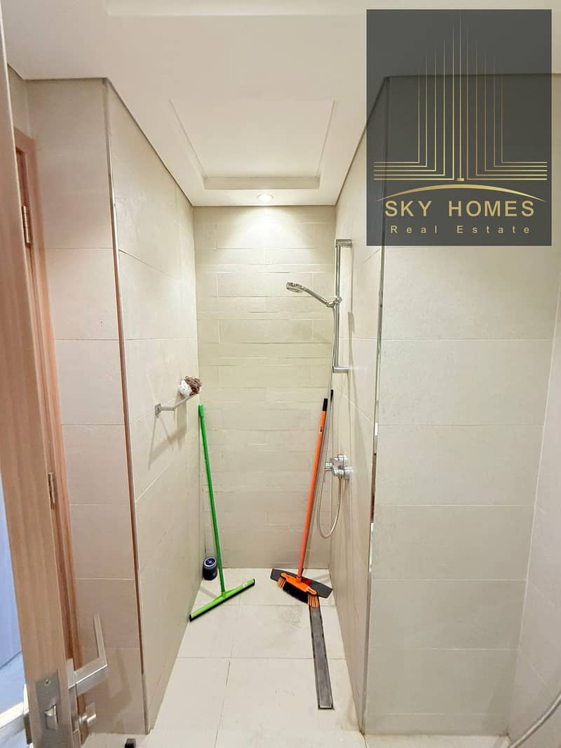 Ready to move fully furnished studio for rent just in 62k with all amenities with burj khalifa View - Image 12