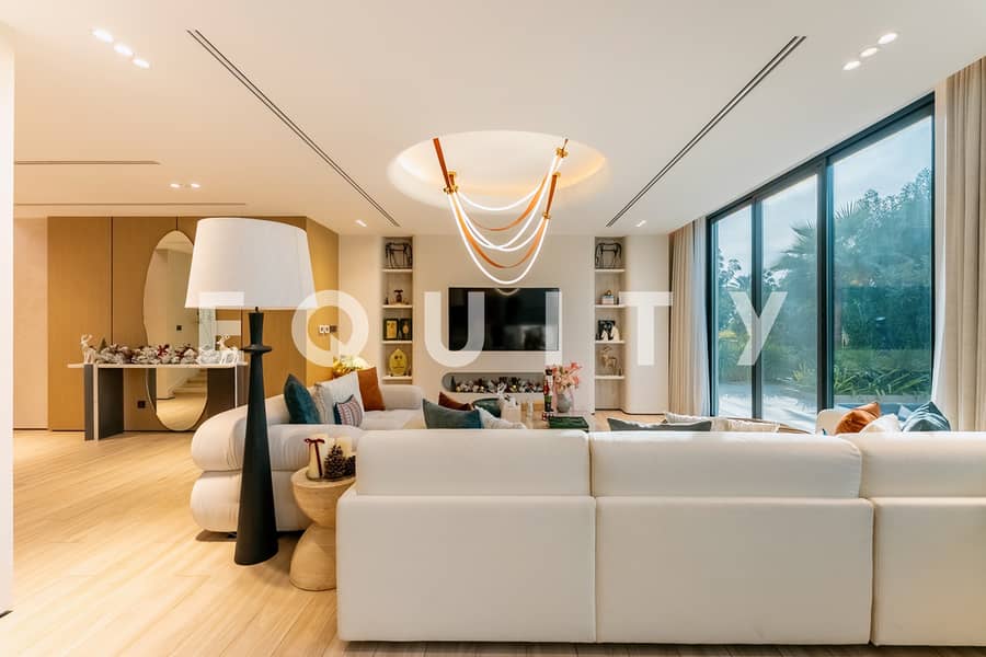 Fully Upgraded | Entertainment Foyer | Show Home - Image 9