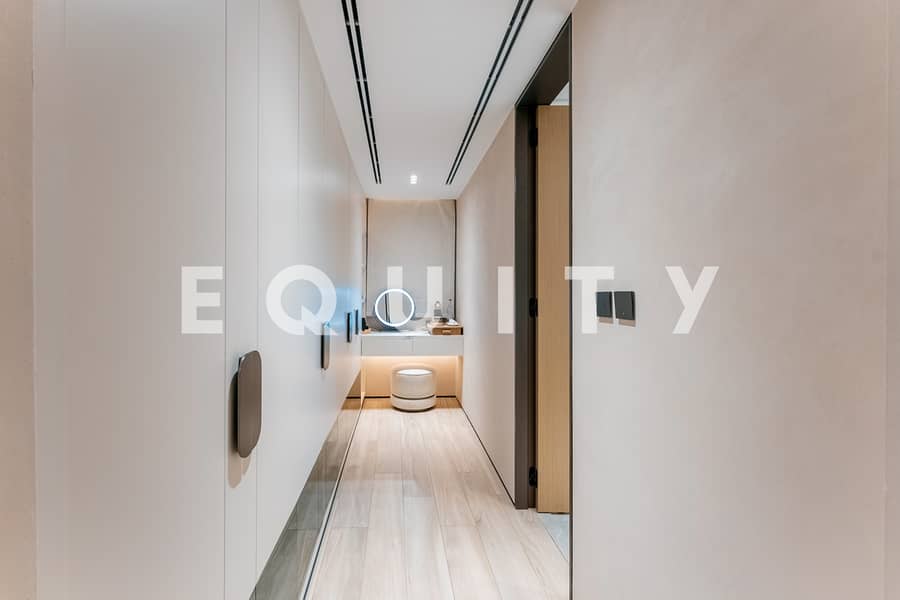 Fully Upgraded | Entertainment Foyer | Show Home - Image 18