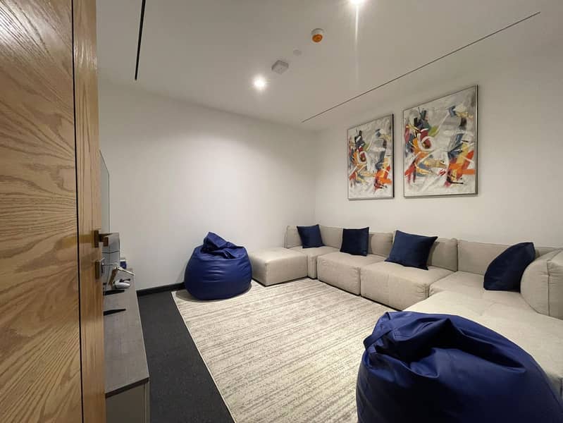 High-end amenities | 1BHK for sale | Vacant on transfer | 20 Mints away from Business bay - Image 28