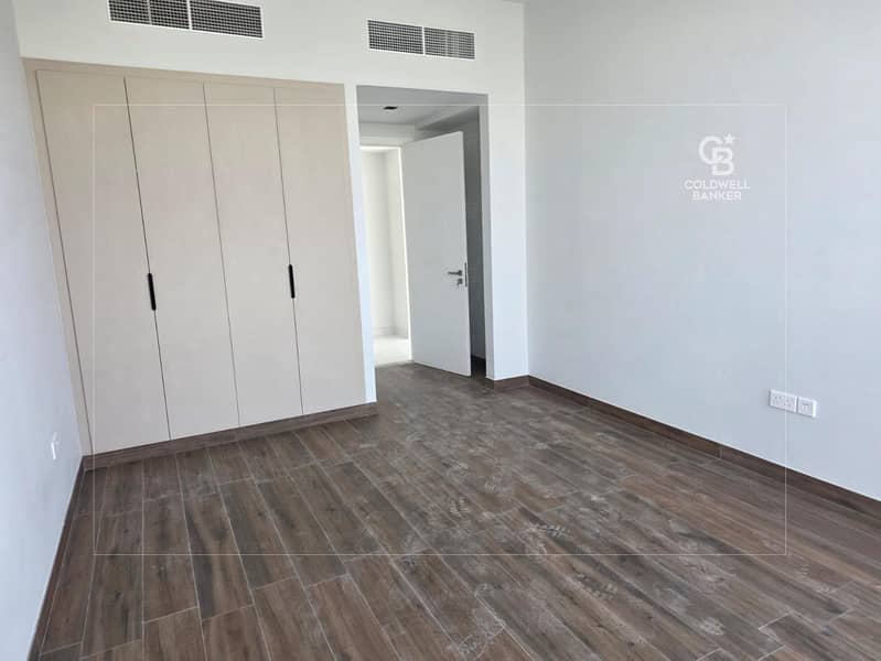 Elegant Living | Refined Brand-New Corner Unit - Image 12