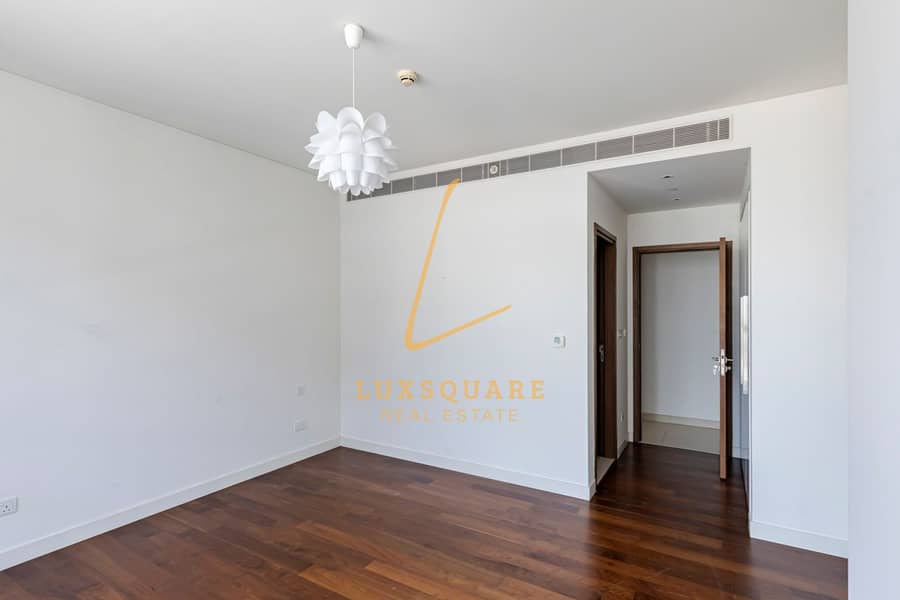 Ready To Move | Unfurnished | Prime Location - Image 8