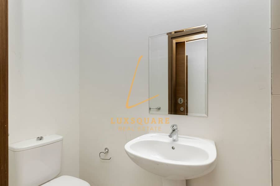 Ready To Move | Unfurnished | Prime Location - Image 12