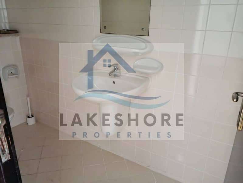 Best Deal | Lake View | Next to Metro - Image 9