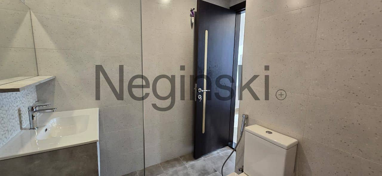 FULLY FURNISHED | WITH TENANT | MID FLOOR - Image 13