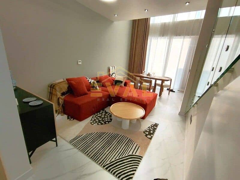 Stylish 1-Bedroom Townhouse | Fully Furnished | Brand New | Garden-Facing
