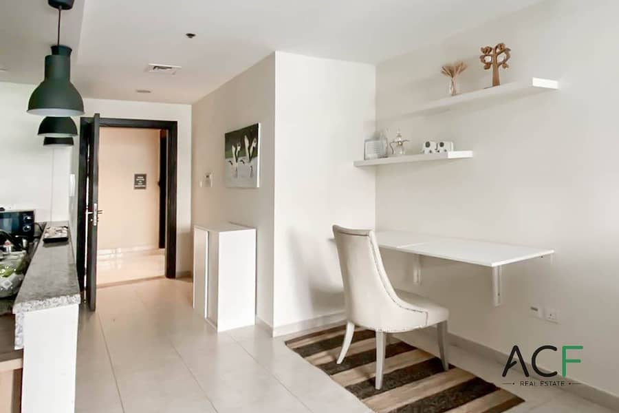 Large Balcony | Exclusive | Prime Location | Good Deal - Image 8