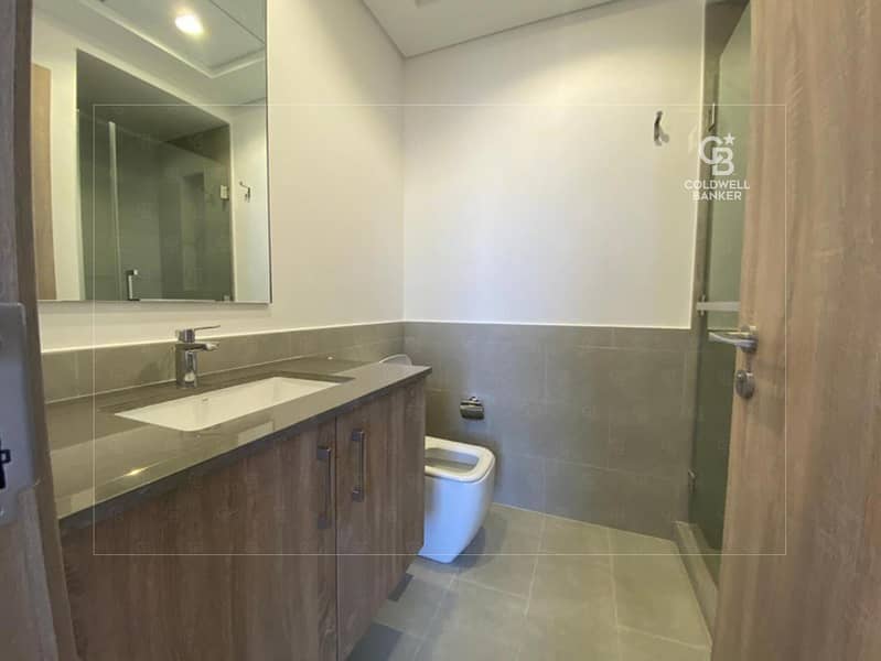 Corner Unit|High Floor|Community-Pool View - Image 16