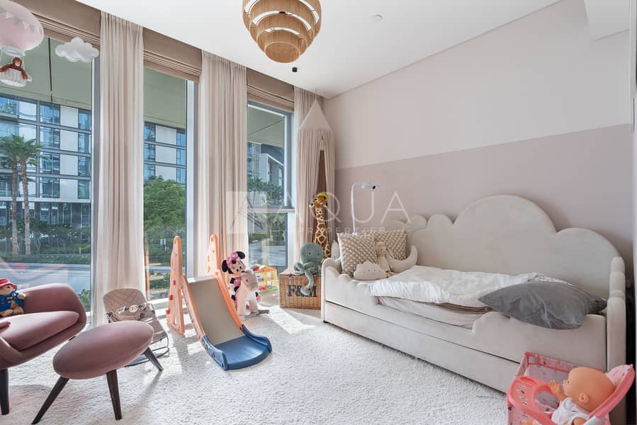 Sea View | Upgraded | Julliet Balcony - Image 8