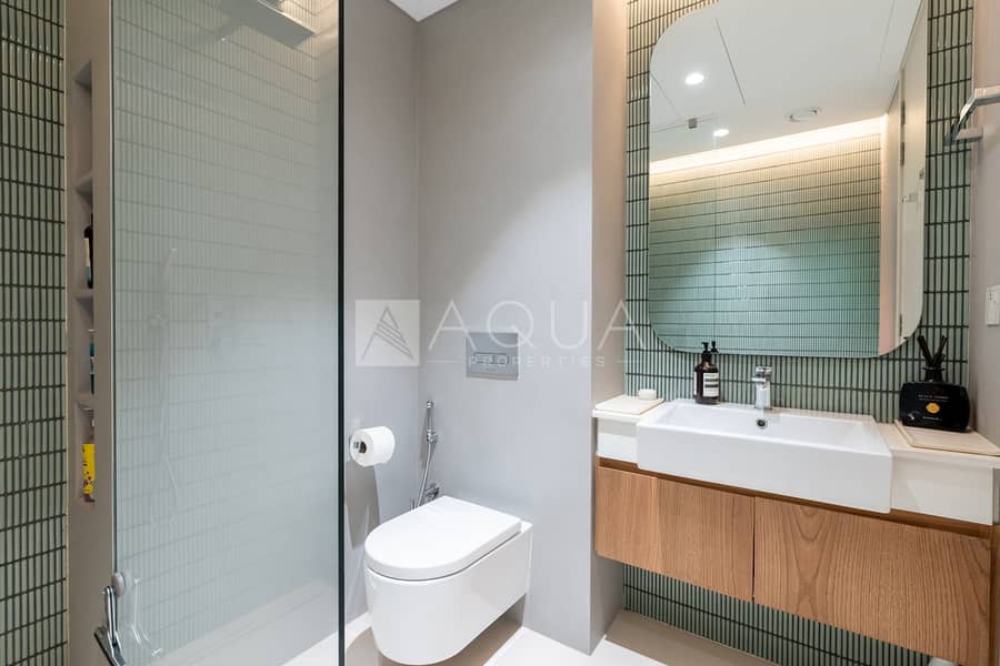 Sea View | Upgraded | Julliet Balcony - Image 22