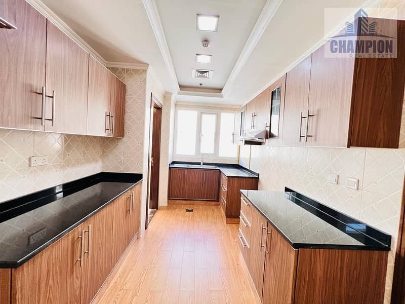 HUGE 3BHK WITH GYM POOL || AT PRIME LOCATION || JUST IN 105K