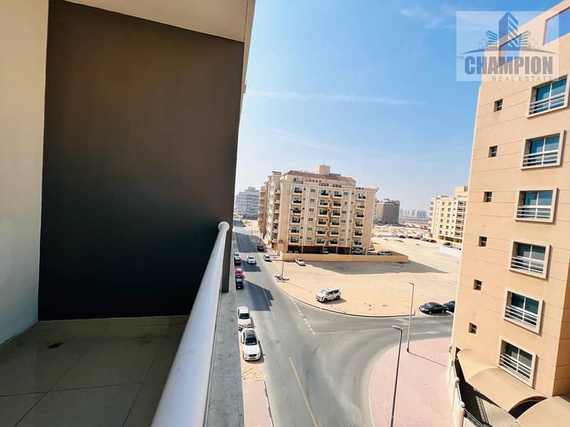 HUGE 3BHK WITH GYM POOL || AT PRIME LOCATION || JUST IN 105K - Image 7