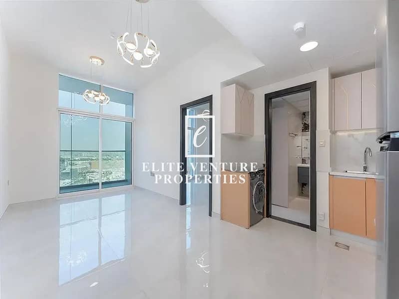 VACANT | HIGH FLOOR | MULTIPLE CHEQUES | SPACIOUS