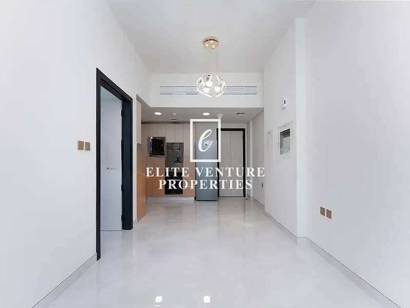 VACANT | HIGH FLOOR | MULTIPLE CHEQUES | SPACIOUS