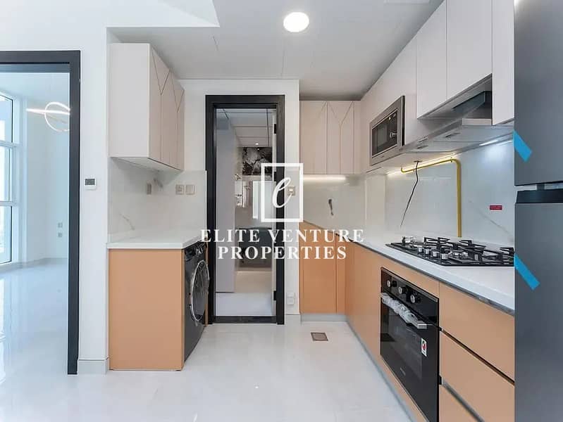 VACANT | HIGH FLOOR | MULTIPLE CHEQUES | SPACIOUS