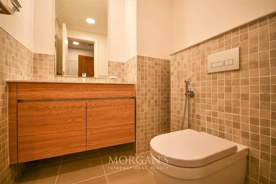 Bright and Modern 1BR | Al Andalus Tower D - Image 9