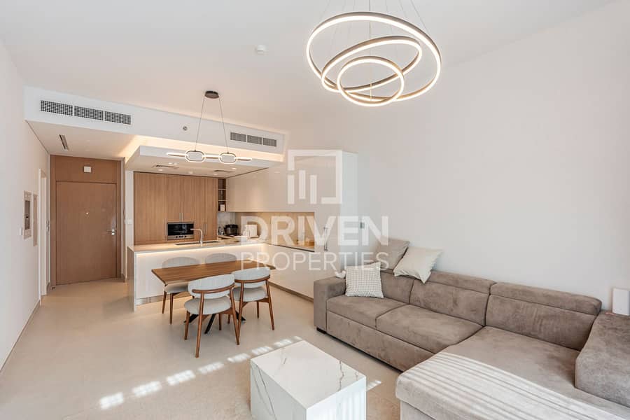 Fully Furnished | High Floor | Park View | VOT