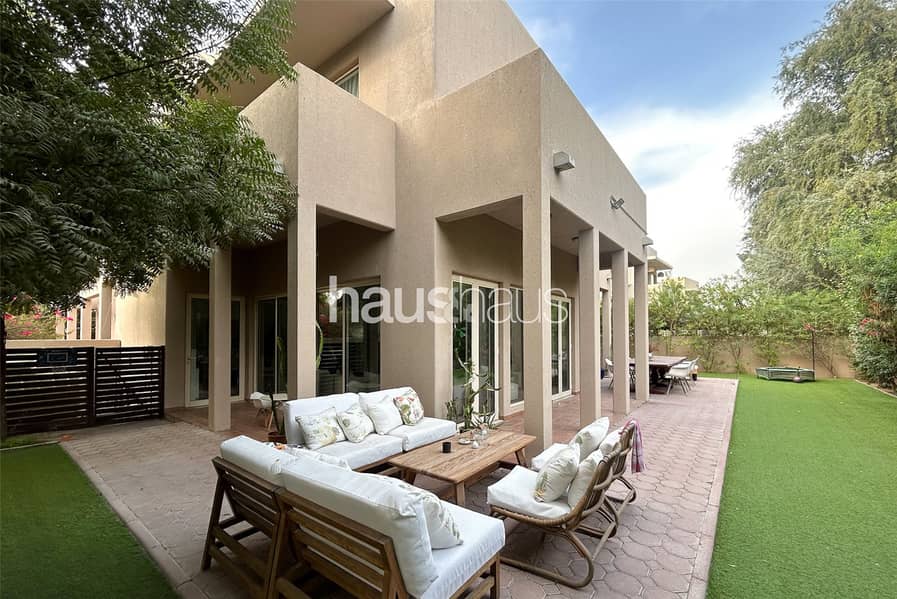 Single row | Backs the park | Type 7 | Maids - Image 11